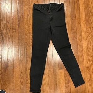 Just Black Women's Skinny Jeans in Classic Black